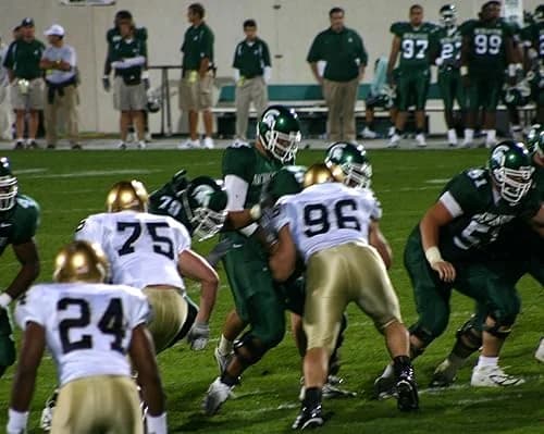 Inside the Legends: 2009 Notre Dame Japan Bowl